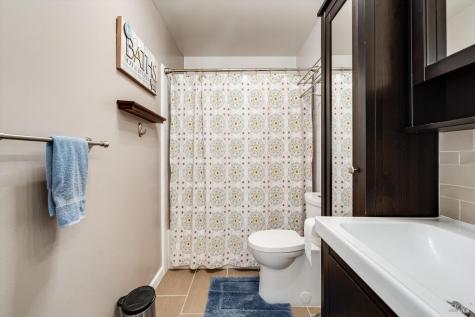 2076 Harrison Street Petaluma CA 94954