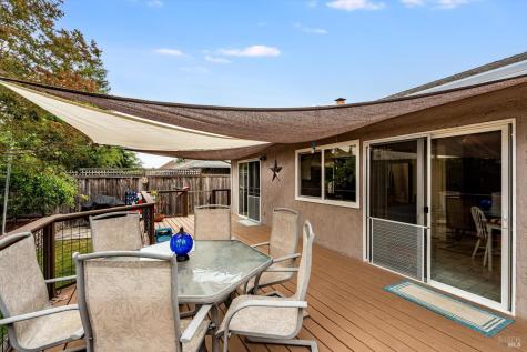 2076 Harrison Street Petaluma CA 94954
