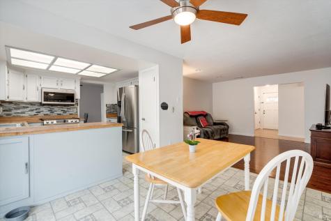 2076 Harrison Street Petaluma CA 94954