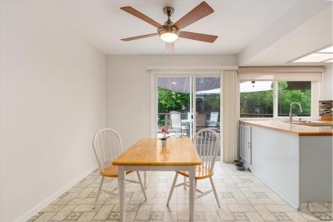 2076 Harrison Street Petaluma CA 94954