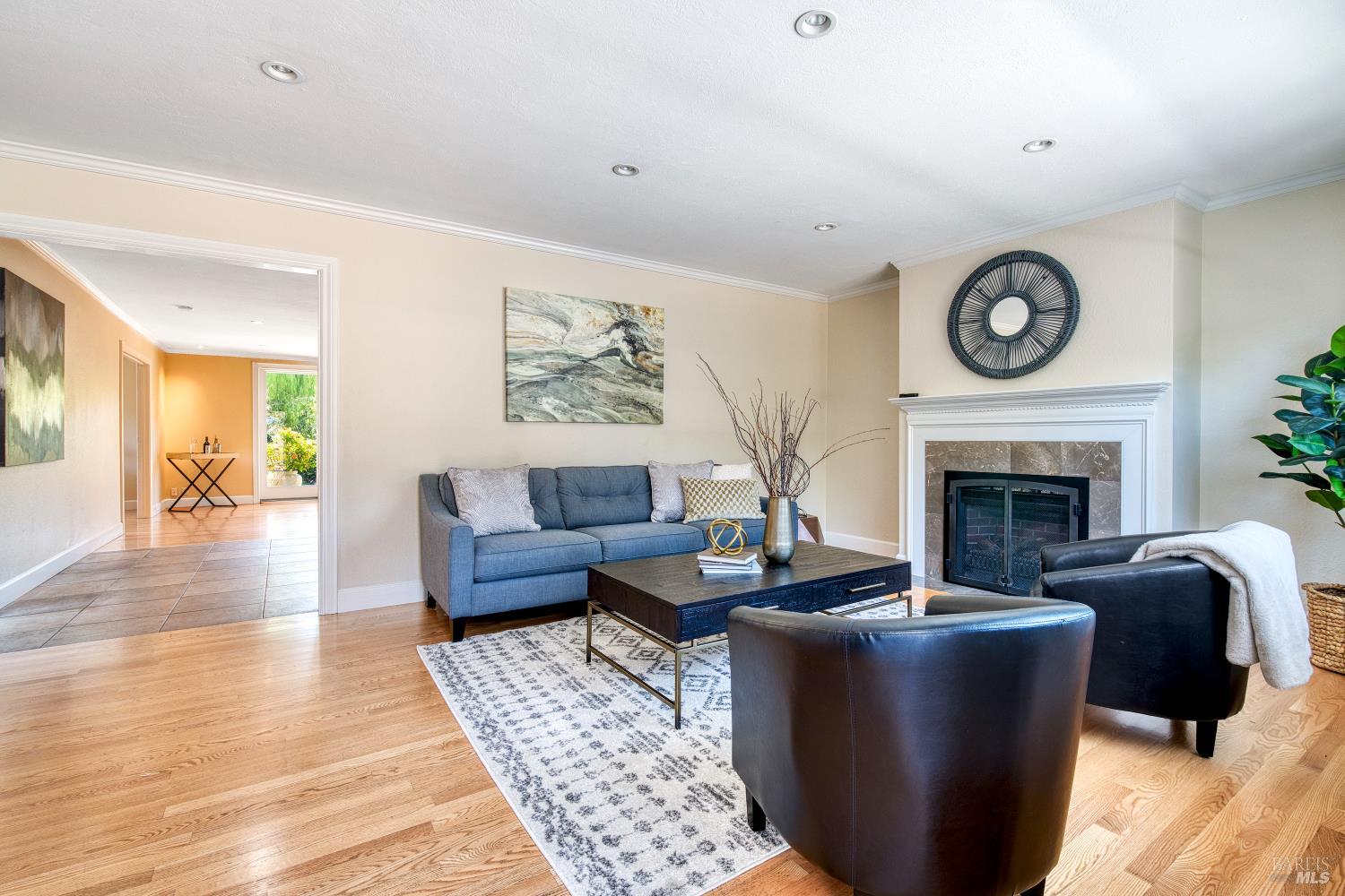 649 Peach Street Novato CA 94945