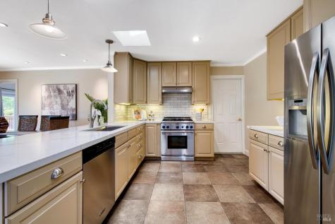 649 Peach Street Novato CA 94945