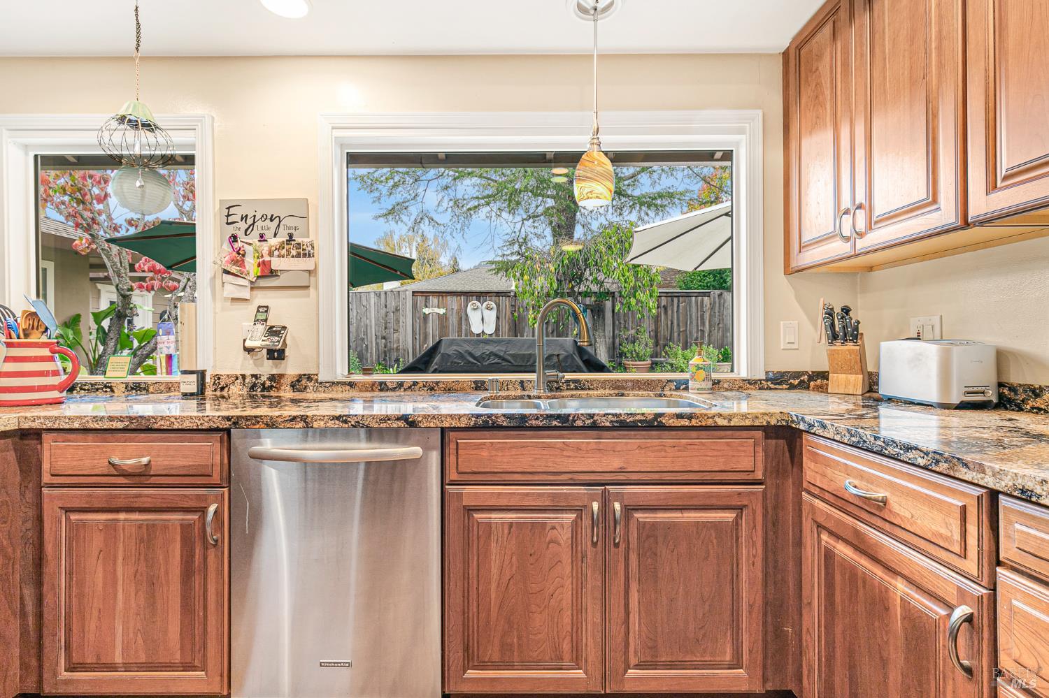 7125 Fairfield Drive Santa Rosa CA 95409