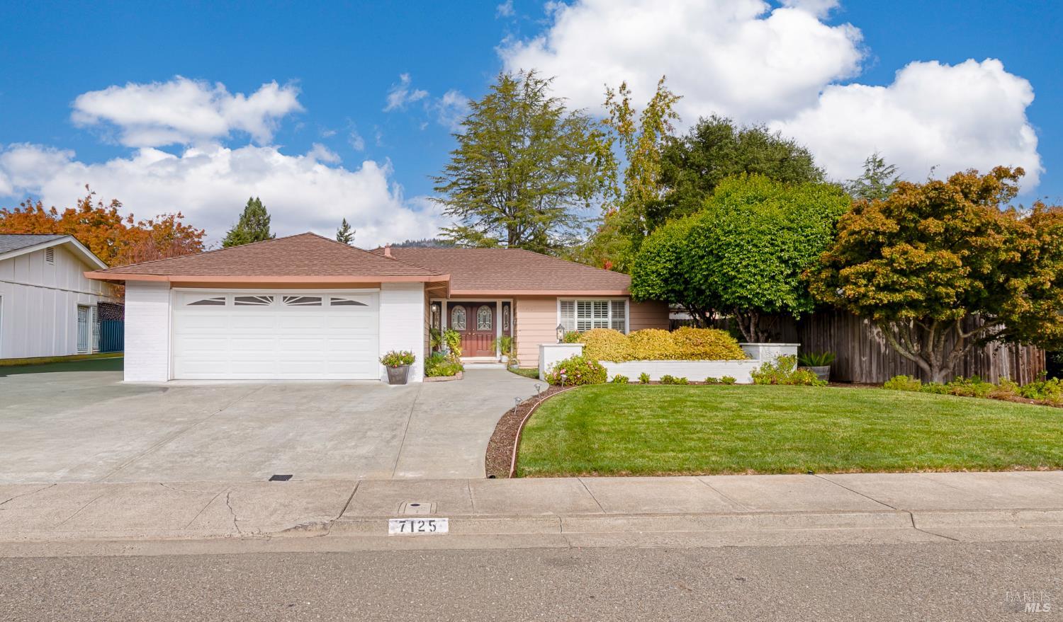 7125 Fairfield Drive Santa Rosa CA 95409
