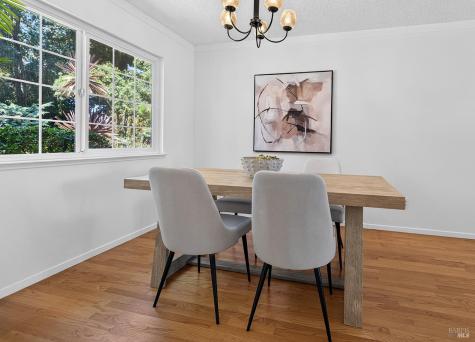901 Catalpa Way Petaluma CA 94954
