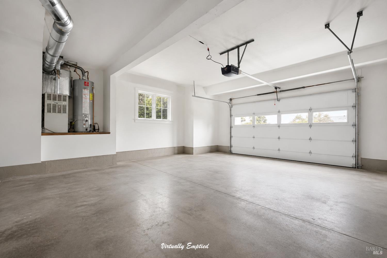 901 Catalpa Way Petaluma CA 94954