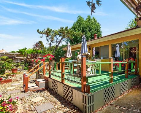 901 Catalpa Way Petaluma CA 94954