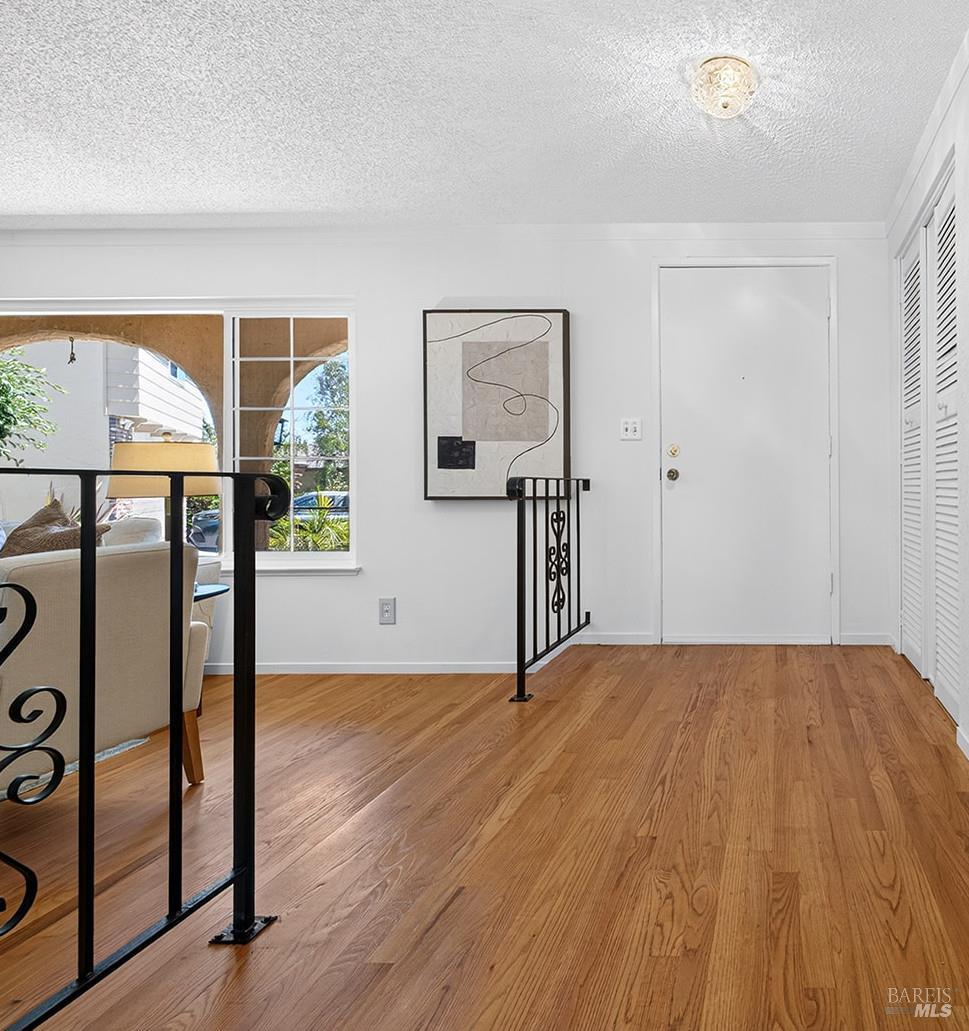 901 Catalpa Way Petaluma CA 94954