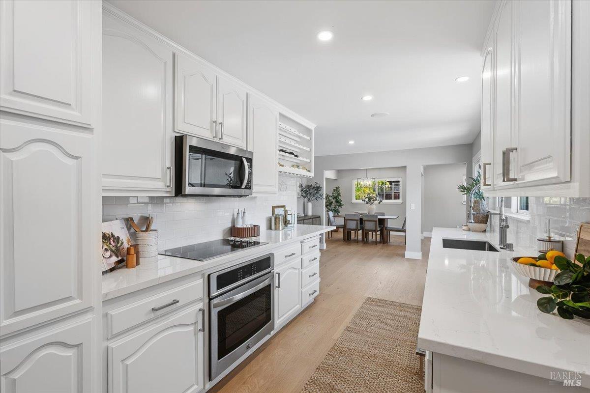 34 Devonshire Drive Novato CA 94947