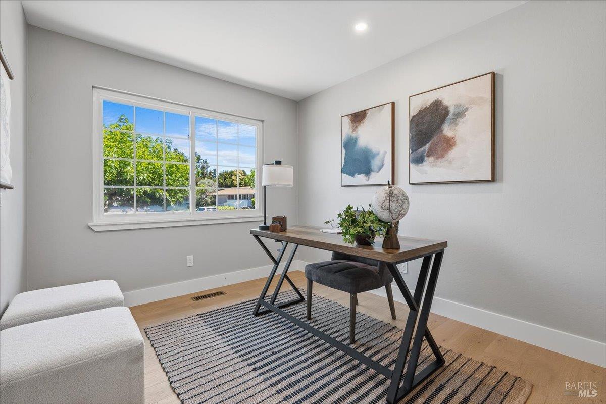 34 Devonshire Drive Novato CA 94947