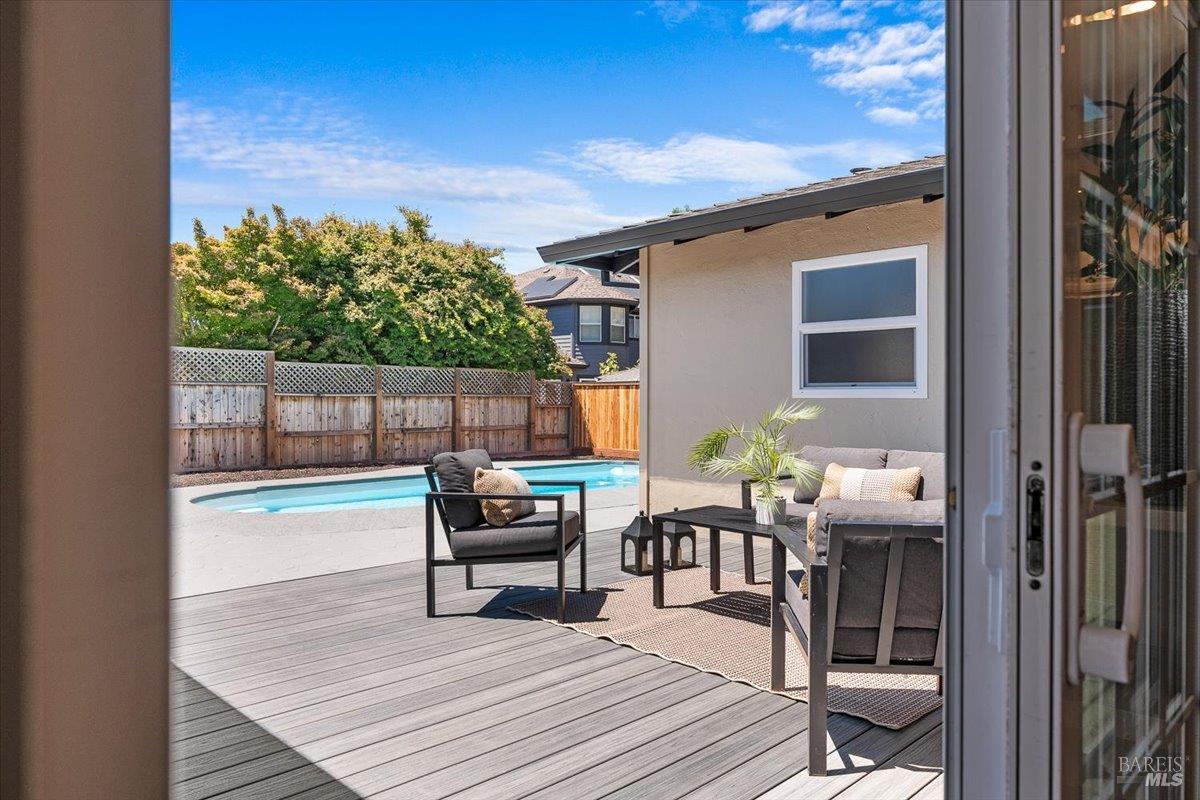 34 Devonshire Drive Novato CA 94947