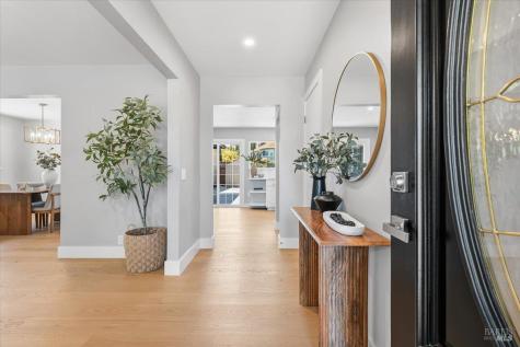 34 Devonshire Drive Novato CA 94947