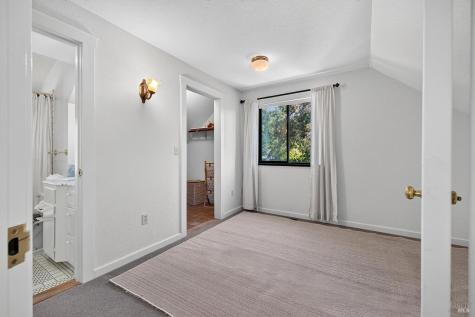 2591 Del Rosa Avenue Santa Rosa CA 95409