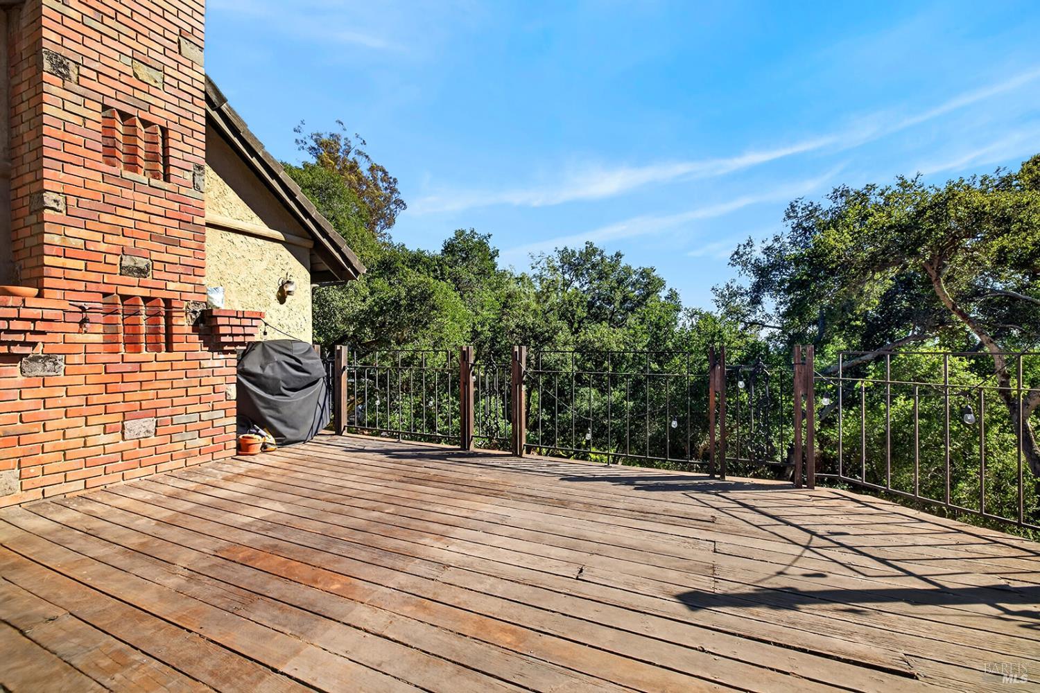 2591 Del Rosa Avenue Santa Rosa CA 95409
