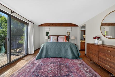 2591 Del Rosa Avenue Santa Rosa CA 95409