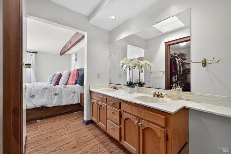2591 Del Rosa Avenue Santa Rosa CA 95409