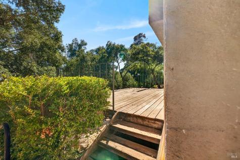 2591 Del Rosa Avenue Santa Rosa CA 95409