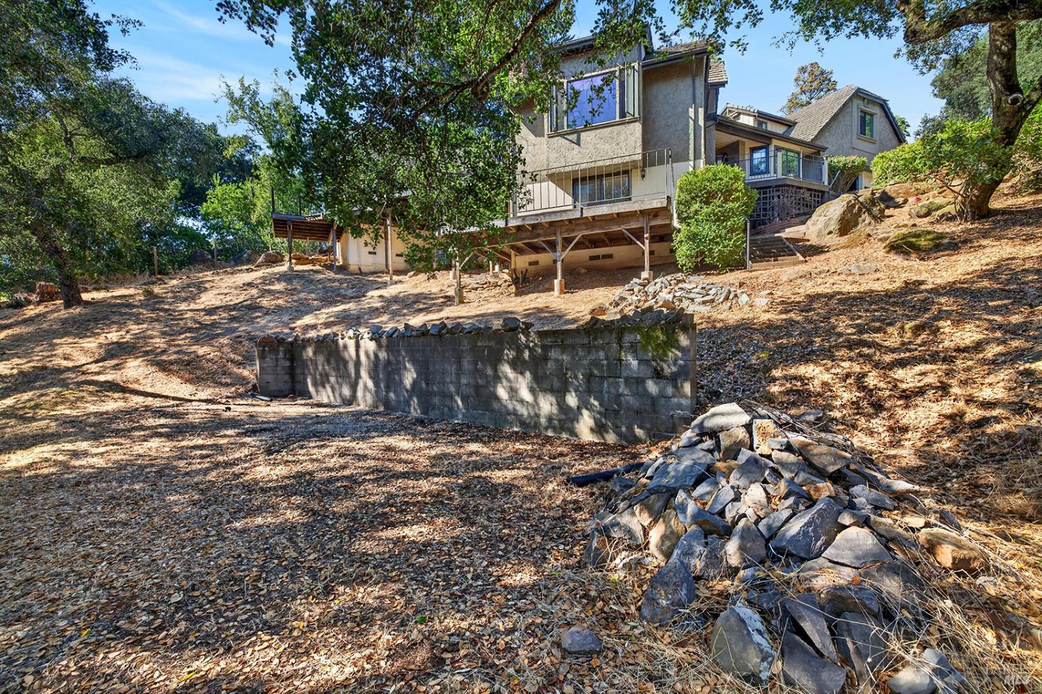 2591 Del Rosa Avenue Santa Rosa CA 95409