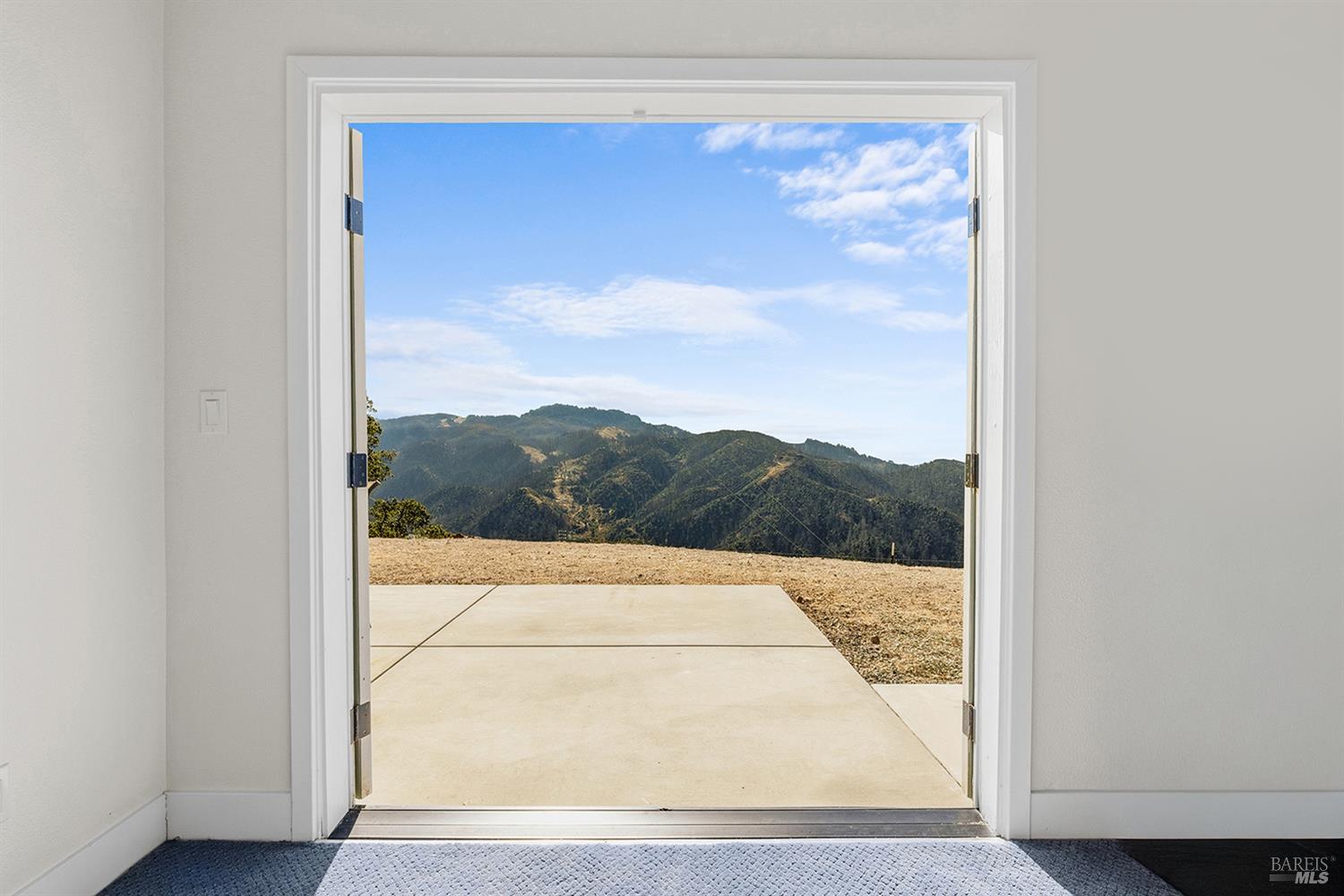 1475 Los Alamos Road Santa Rosa CA 95409