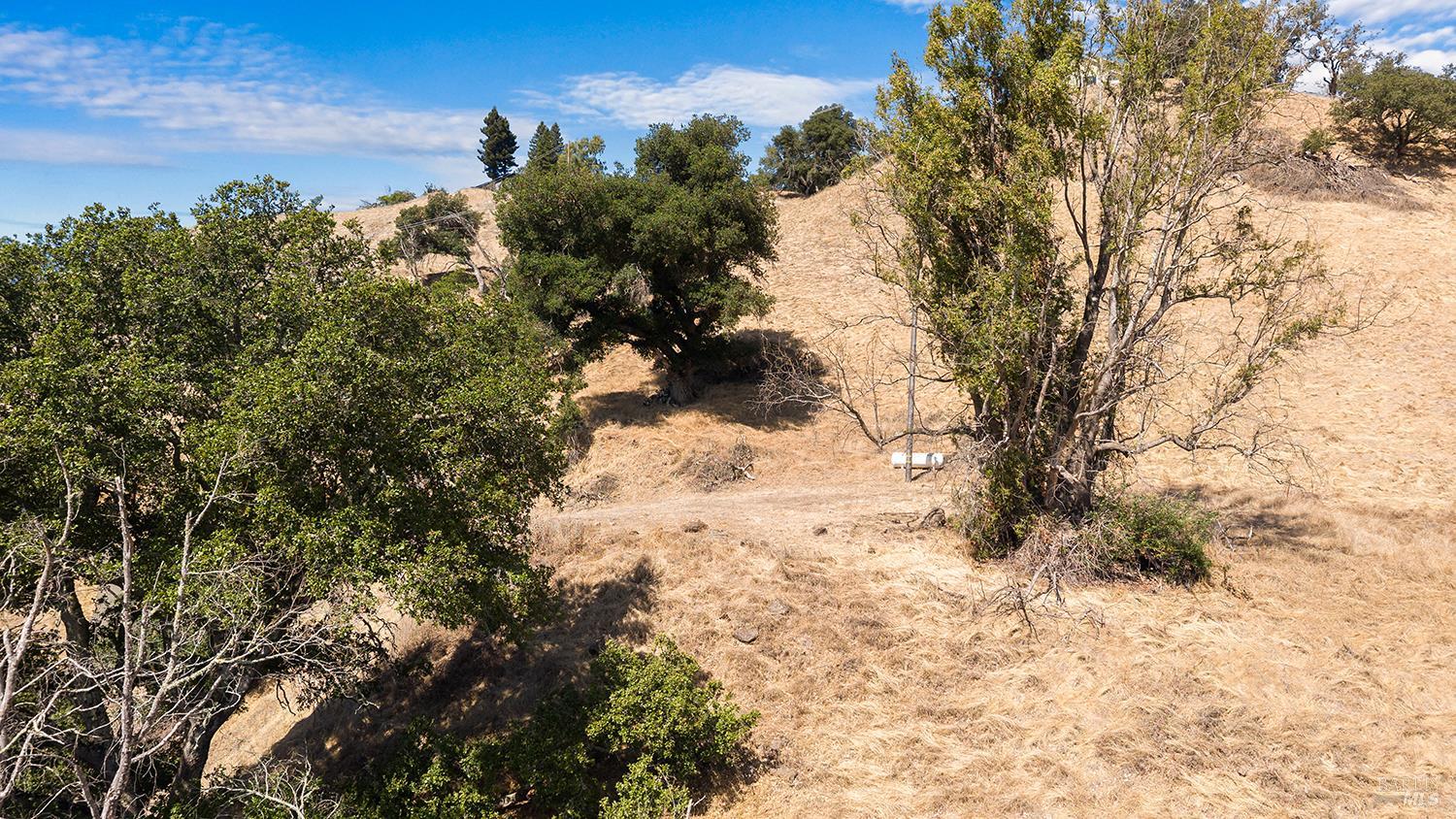 1475 Los Alamos Road Santa Rosa CA 95409