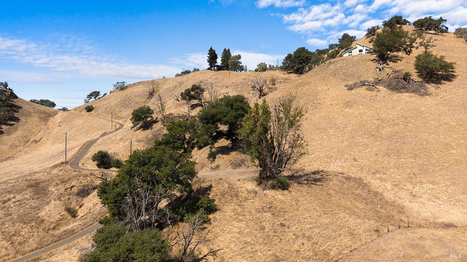 1475 Los Alamos Road Santa Rosa CA 95409