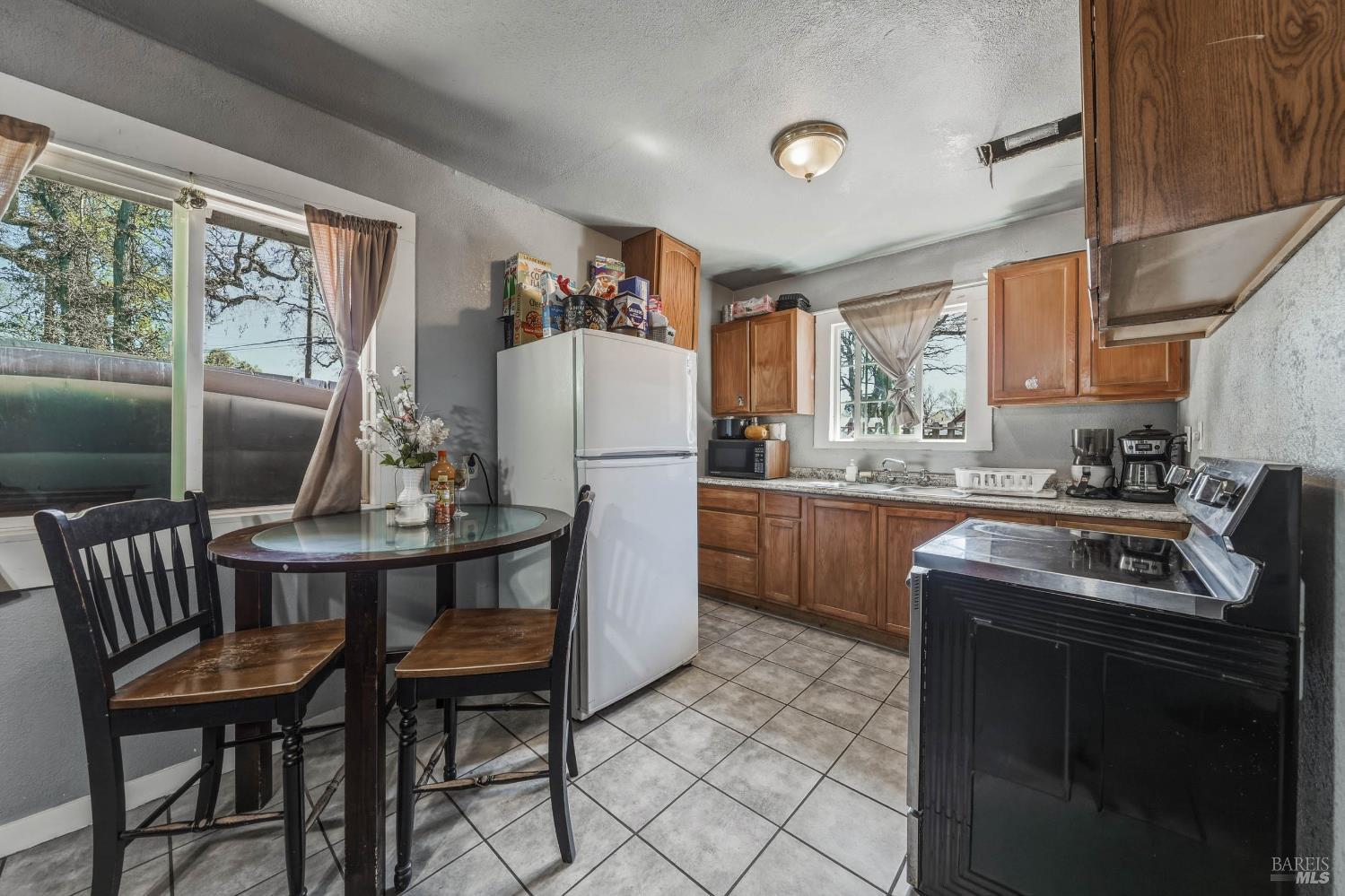 3676 Madrone Street Clearlake CA 95422