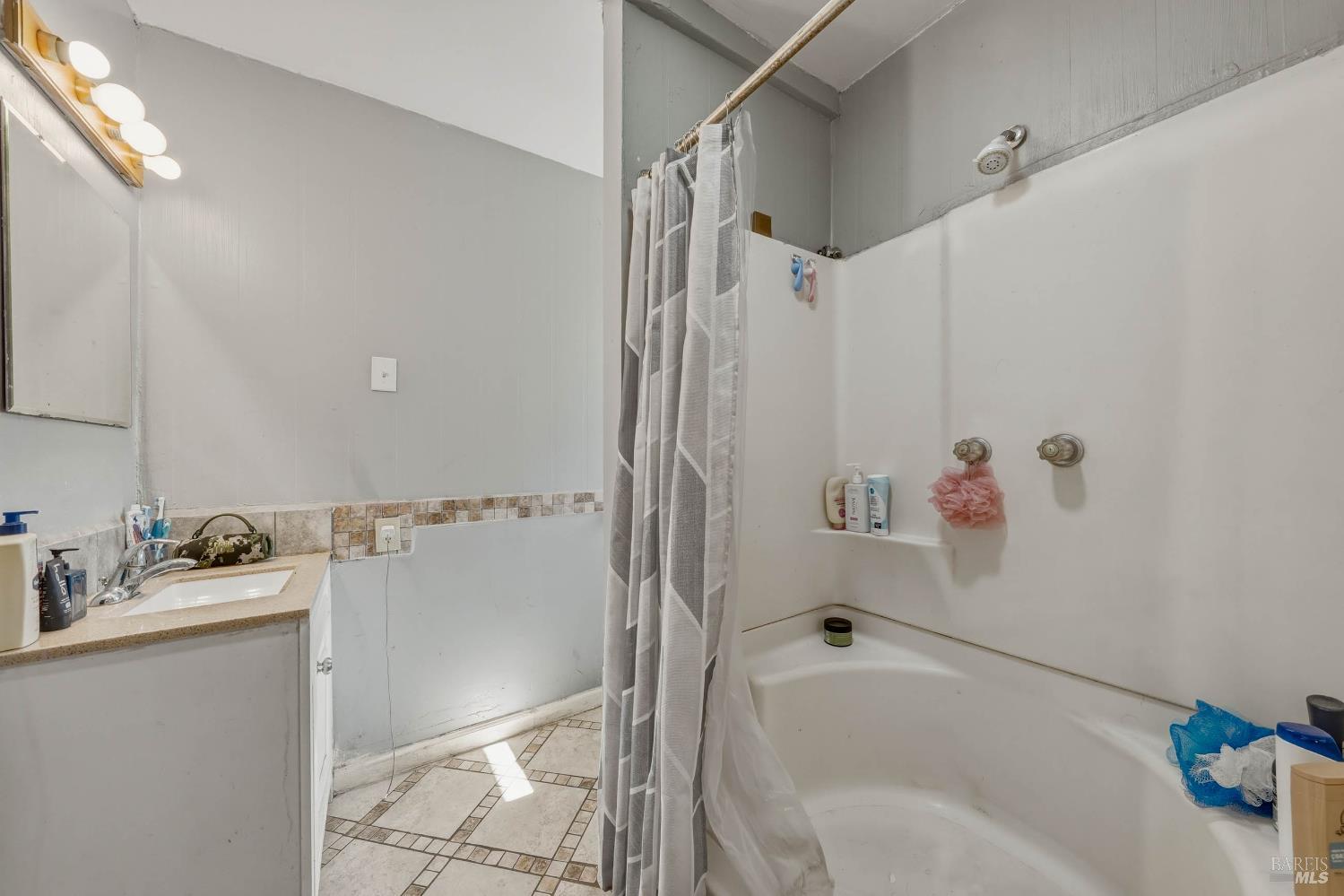 3676 Madrone Street Clearlake CA 95422