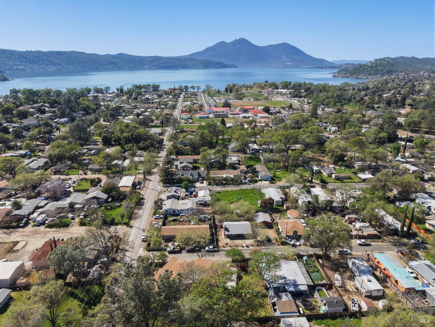 3676 Madrone Street Clearlake CA 95422