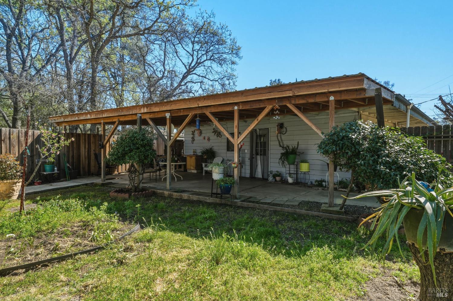 3676 Madrone Street Clearlake CA 95422