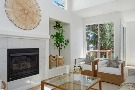 5682 Raters Drive Santa Rosa CA 95409