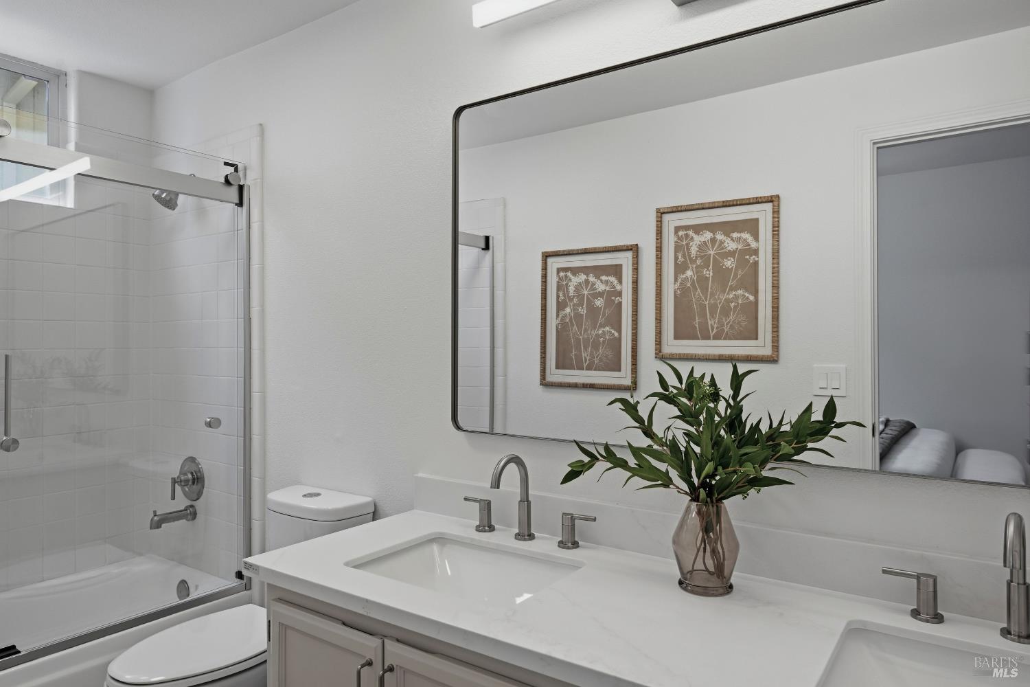 5682 Raters Drive Santa Rosa CA 95409