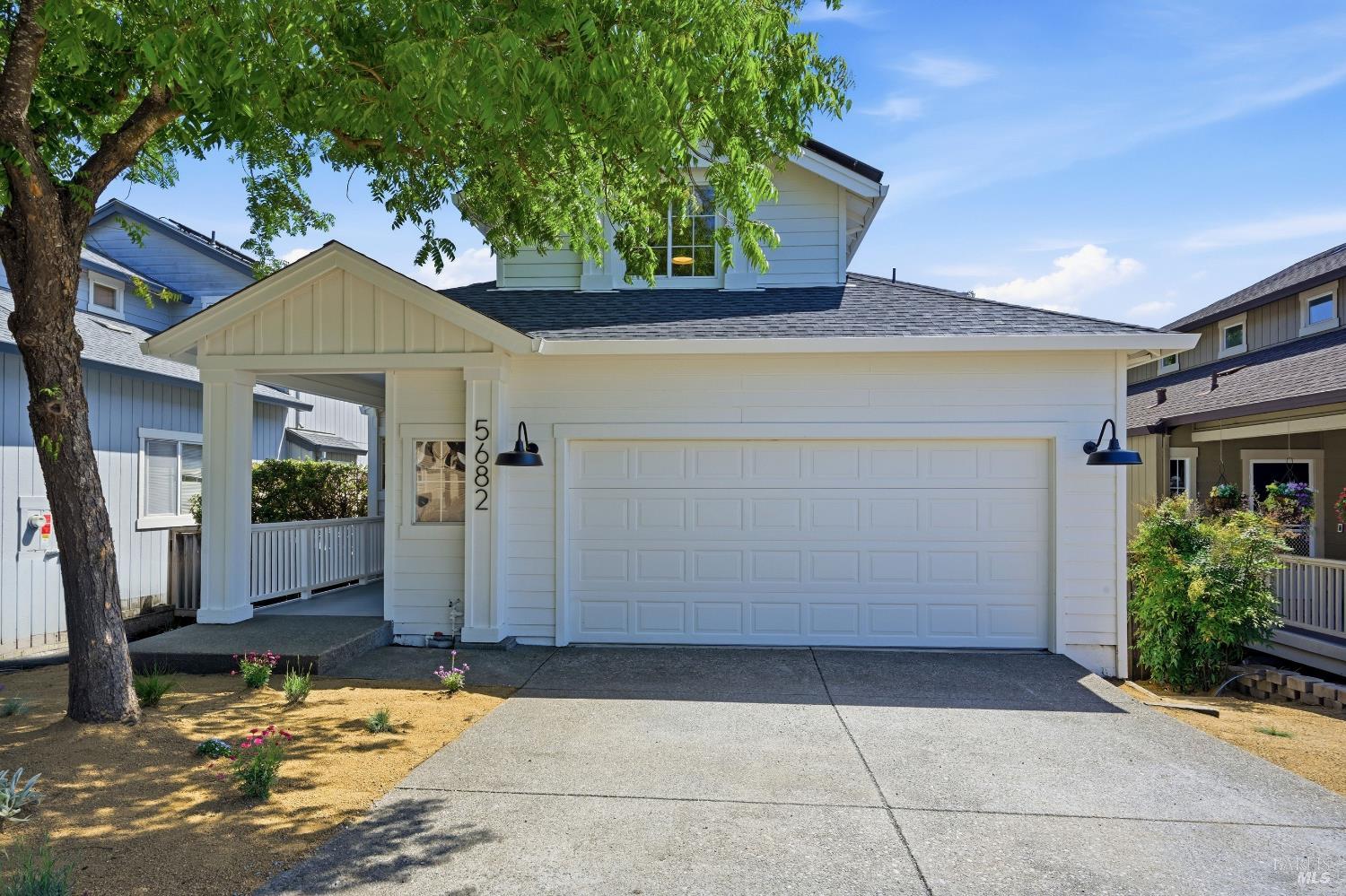 5682 Raters Drive Santa Rosa CA 95409