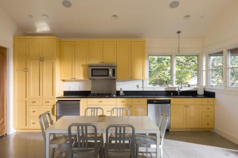 12650 Henno Road Glen Ellen CA 95442