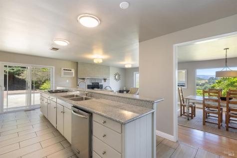 3025 W Dry Creek Road Healdsburg CA 95448