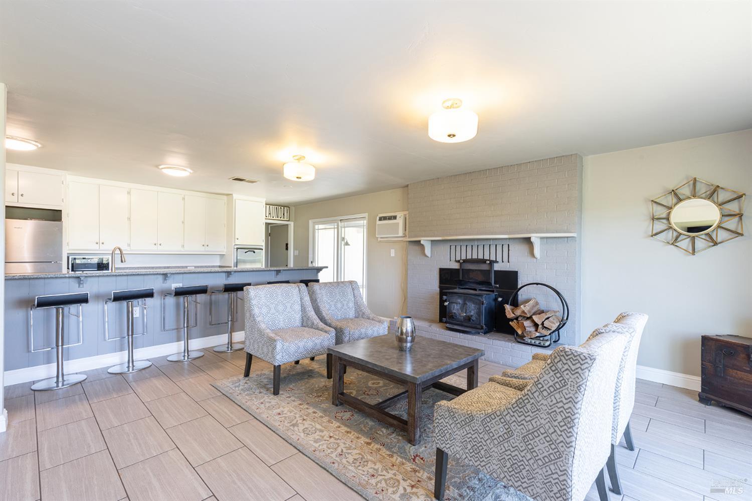 3025 W Dry Creek Road Healdsburg CA 95448