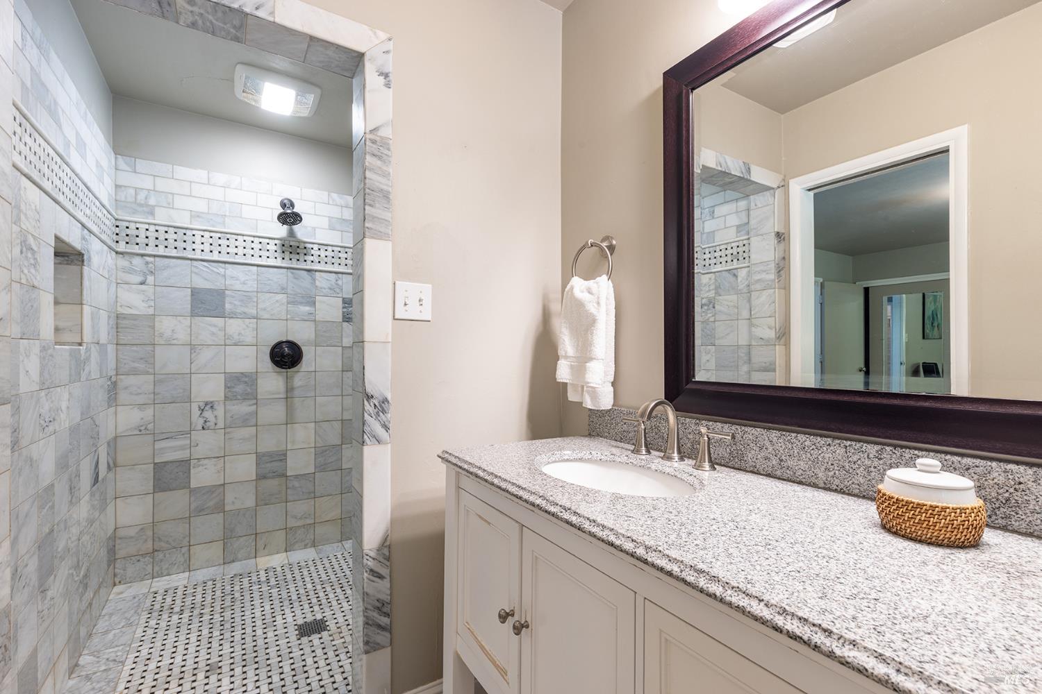 3025 W Dry Creek Road Healdsburg CA 95448