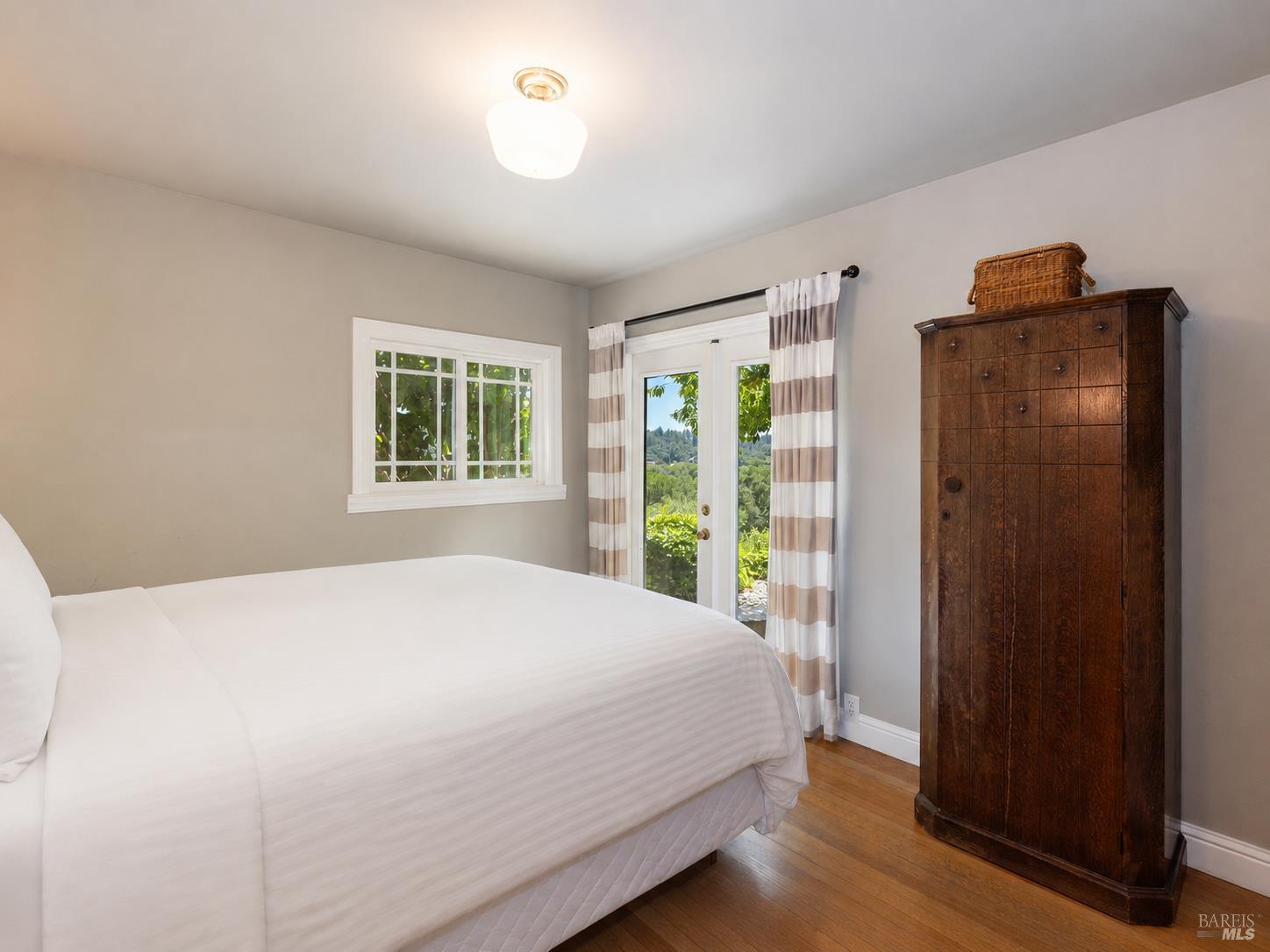 3025 W Dry Creek Road Healdsburg CA 95448