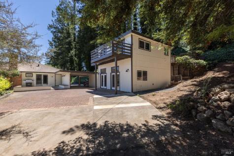 3025 W Dry Creek Road Healdsburg CA 95448