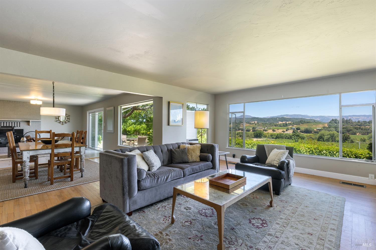 3025 W Dry Creek Road Healdsburg CA 95448