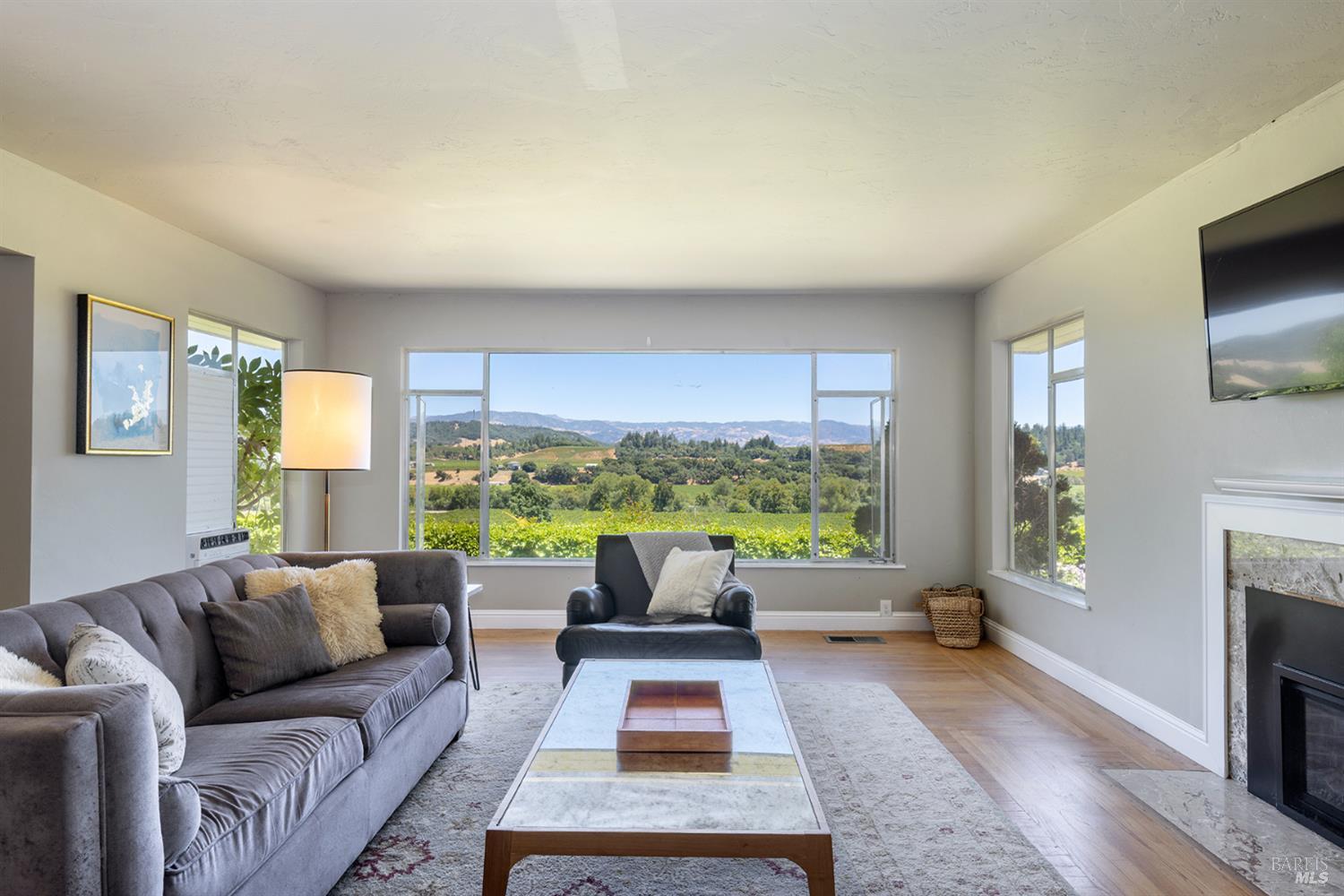 3025 W Dry Creek Road Healdsburg CA 95448