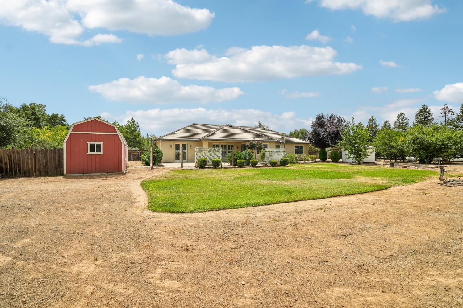 3293 E Woodson Avenue Acampo CA 95220
