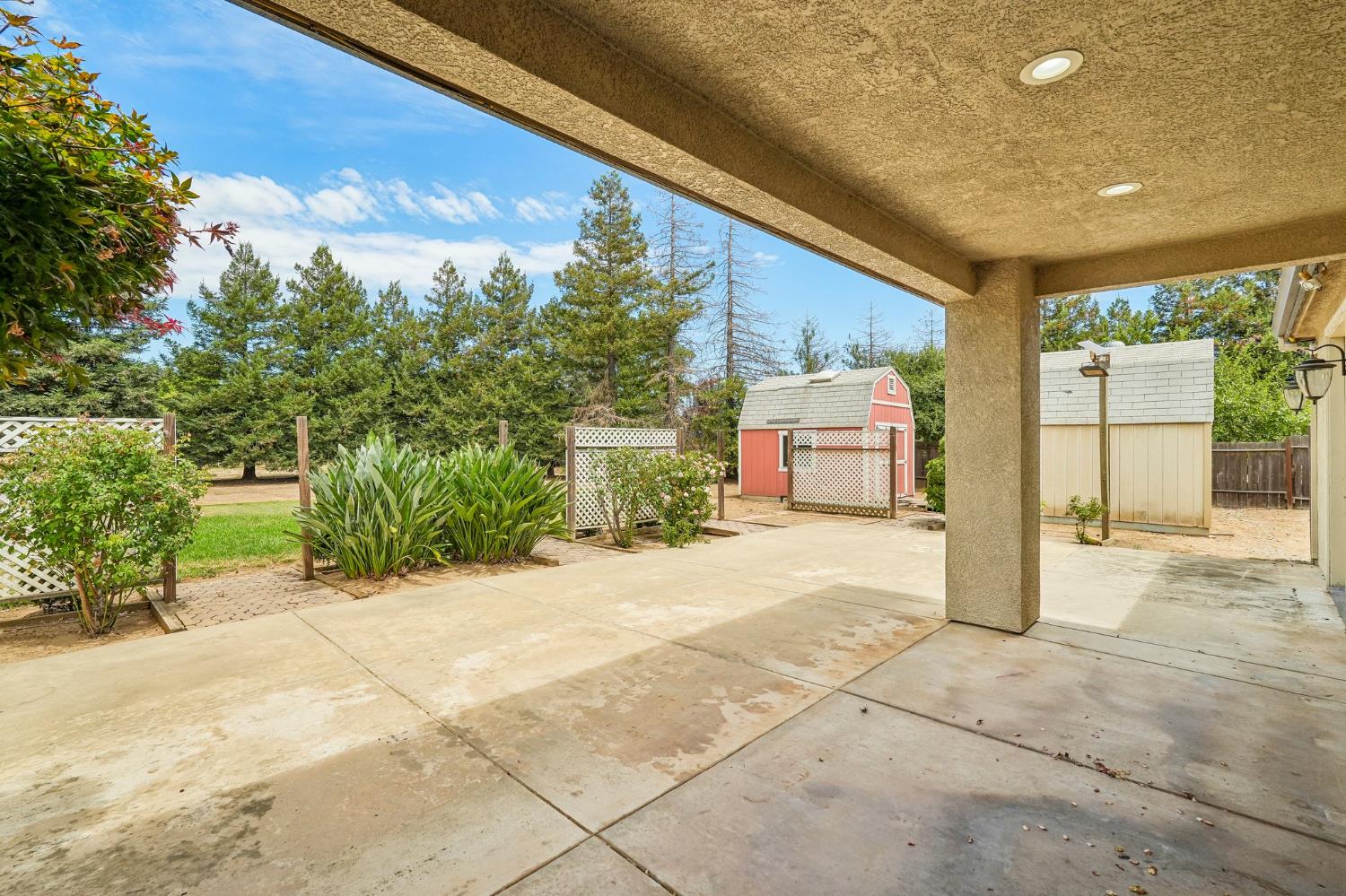 3293 E Woodson Avenue Acampo CA 95220