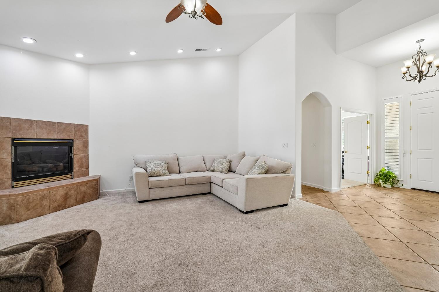 3293 E Woodson Avenue Acampo CA 95220