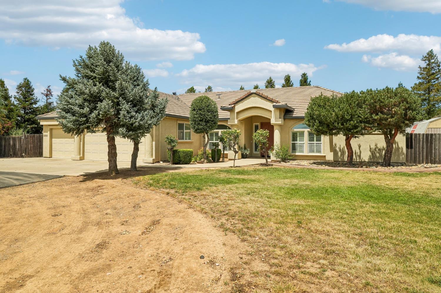 3293 E Woodson Avenue Acampo CA 95220