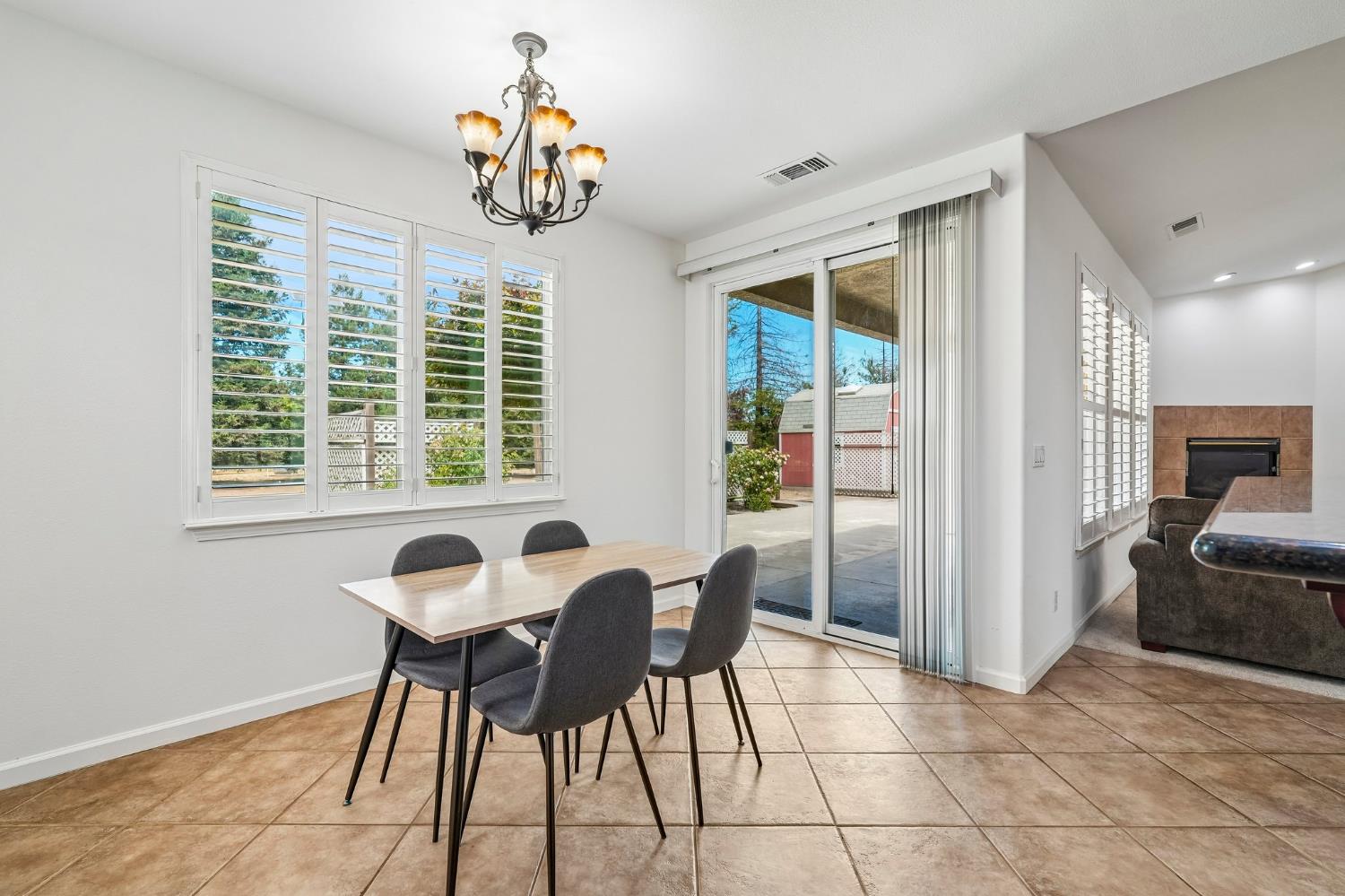 3293 E Woodson Avenue Acampo CA 95220