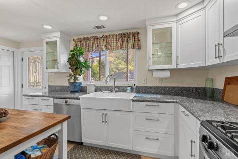 1301 Brush Creek Road Santa Rosa CA 95404