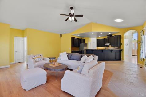 5828 Owl Hill Avenue Santa Rosa CA 95409