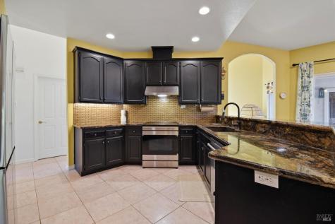 5828 Owl Hill Avenue Santa Rosa CA 95409