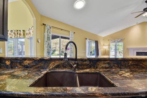 5828 Owl Hill Avenue Santa Rosa CA 95409