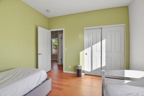 5828 Owl Hill Avenue Santa Rosa CA 95409